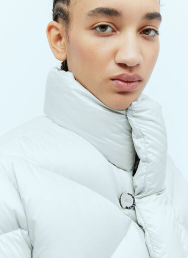 Moncler x Pharrell Williams オークジャケット ホワイト mpw0354001