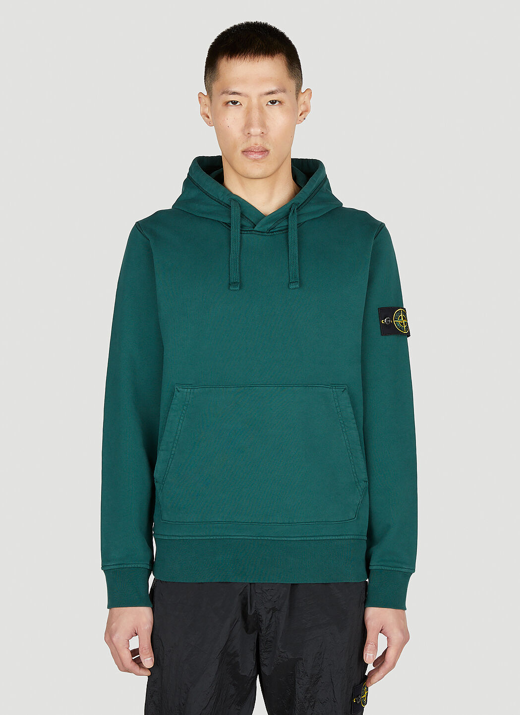 Stone Island グリーン コンパス パッチ フード付きスウェットシャツ