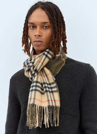 Burberry Check Cashmere Scarf Beige bur0157036