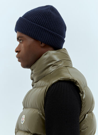 Moncler Logo Patch Beanie Navy mon0158033