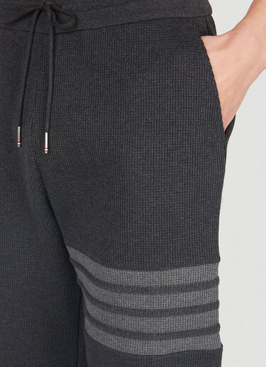 Thom Browne Four Stripe 运动裤 深灰色 thb0151001