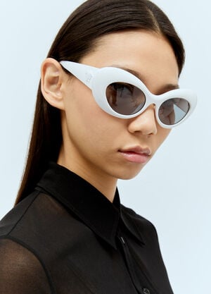 Versace Oval Cat-Eye Sunglasses White ver0258021