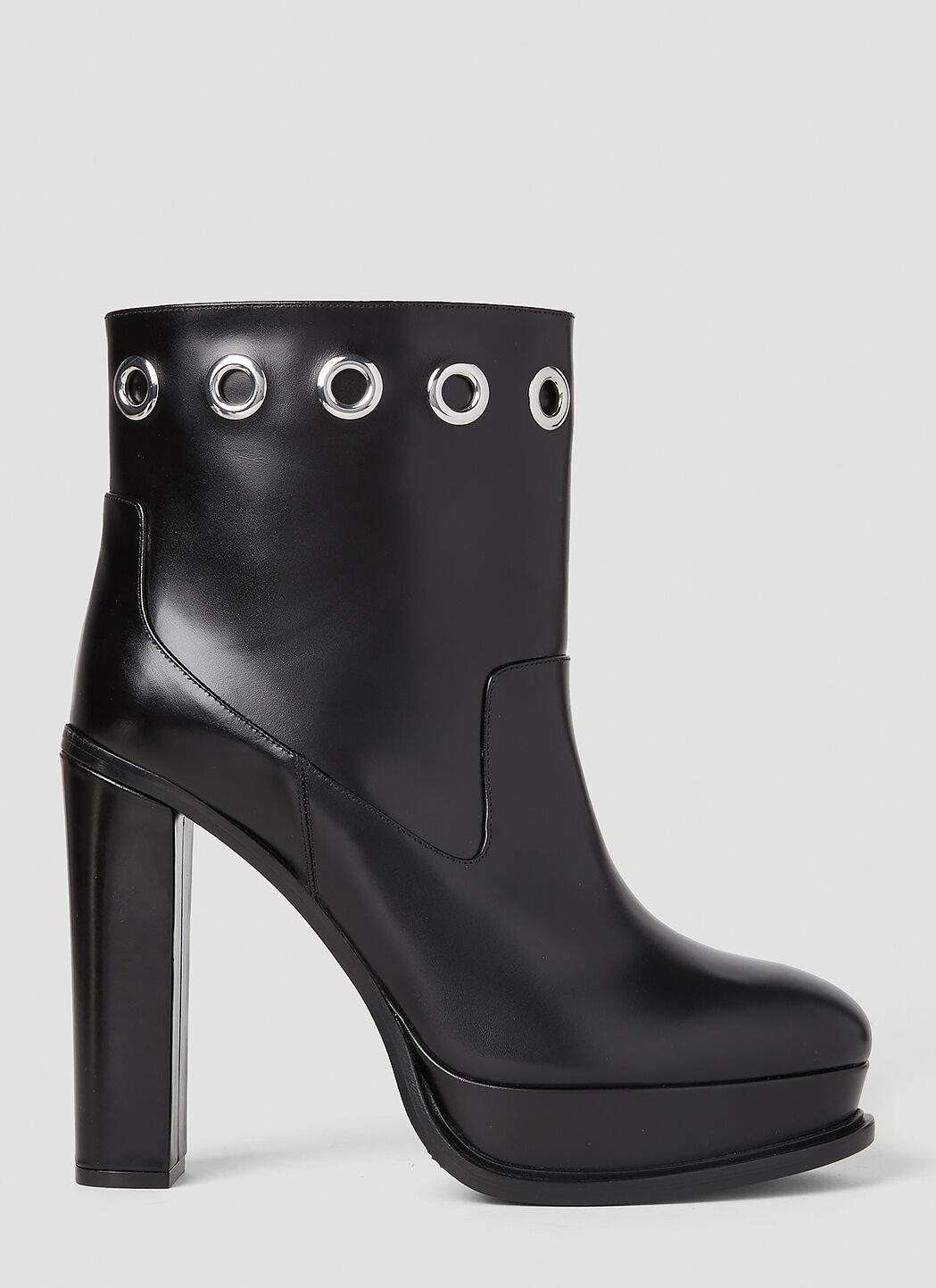 Alexander McQueen Eyelet Heeled Boots Black amq0252012