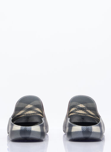 Burberry Check Rubber Stingray Clogs Black bur0157023