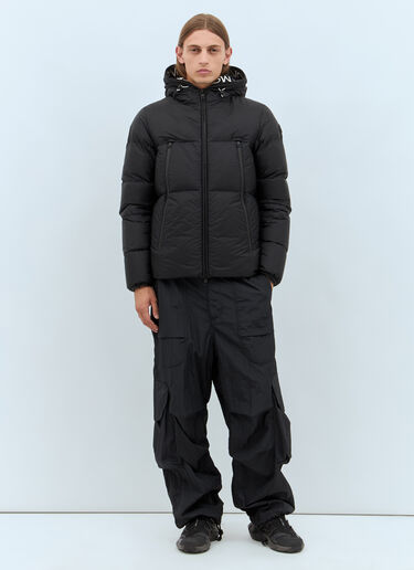 Moncler モンクラ・ショートダウンジャケット ブラック mon0157019