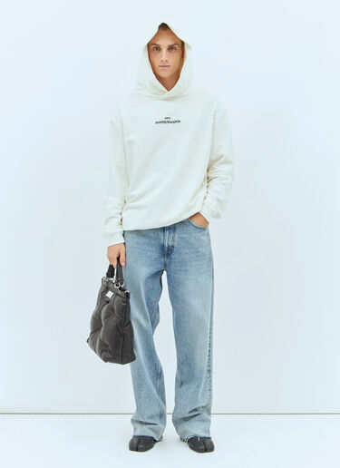 Maison Margiela アップサイドダウンロゴ フーデッドスウェットシャツ オフホワイト mla0151078