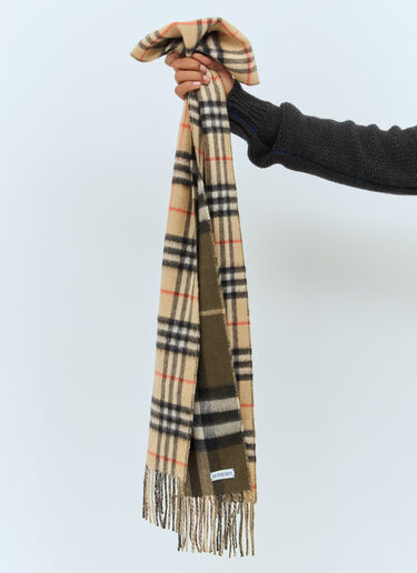 Burberry Check Cashmere Scarf Beige bur0157036