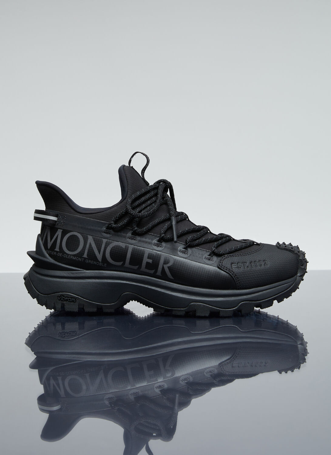 Moncler Trailgrip Lite 2 Trainers In Black