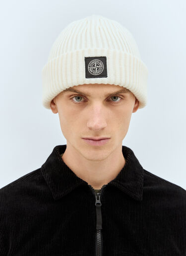 Stone Island Logo Patch Beanie Hat Beige sto0158066