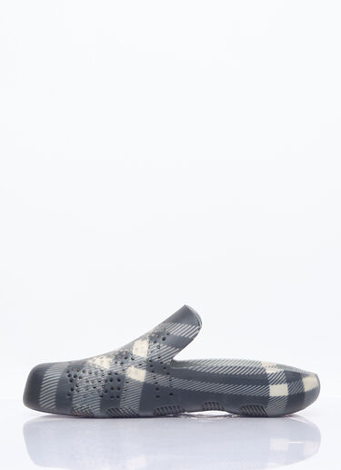 Burberry Check Rubber Stingray Clogs Black bur0157023