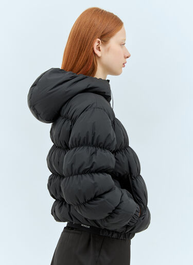 Moncler Medonte Short Down Jacket Black mon0257016