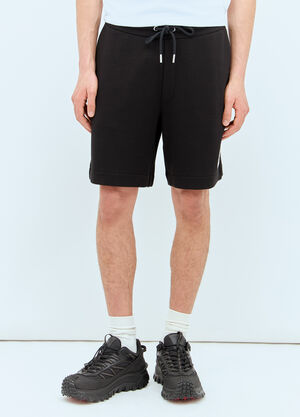 Moncler Logo Patch Fleece Shorts Black mon0157030