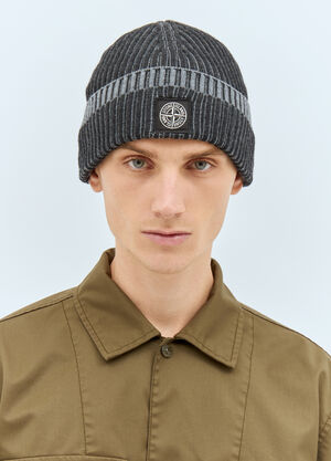 Stone Island Logo Patch Beanie Hat Beige sto0158066