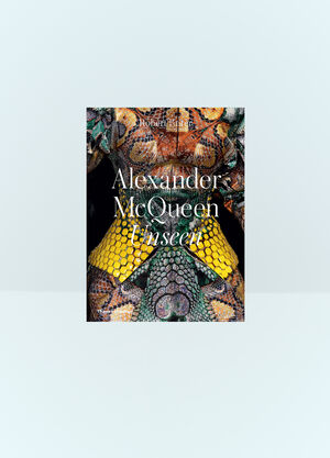 Assouline Alexander McQueen: Unseen Book White wps0691101