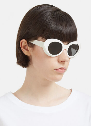 in Sunglasses LN-CC® White | Studios Acne Mustang