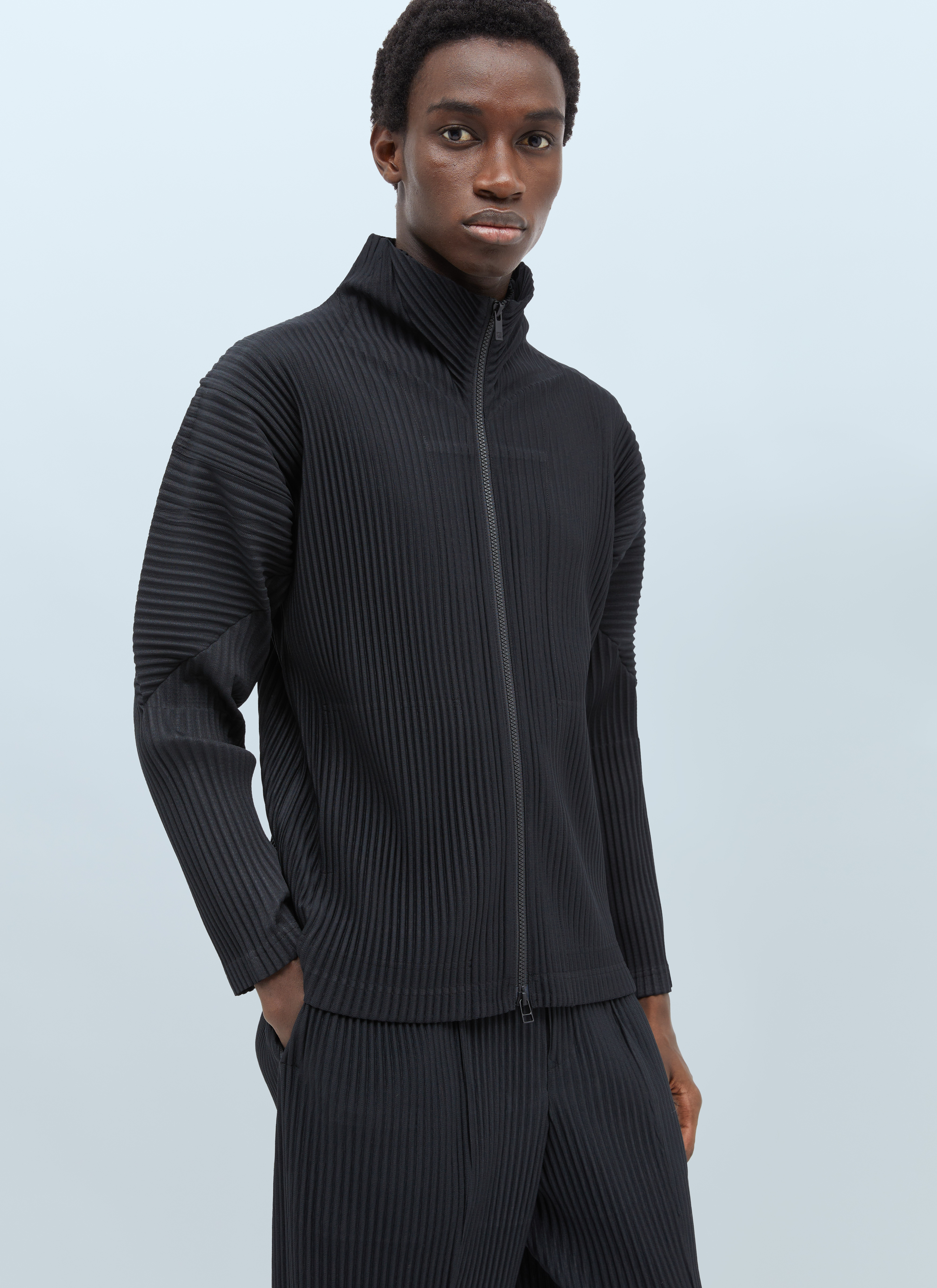 Homme Plissé Issey Miyake Pleated Zip-Up Cardigan in Black | LN-CC®