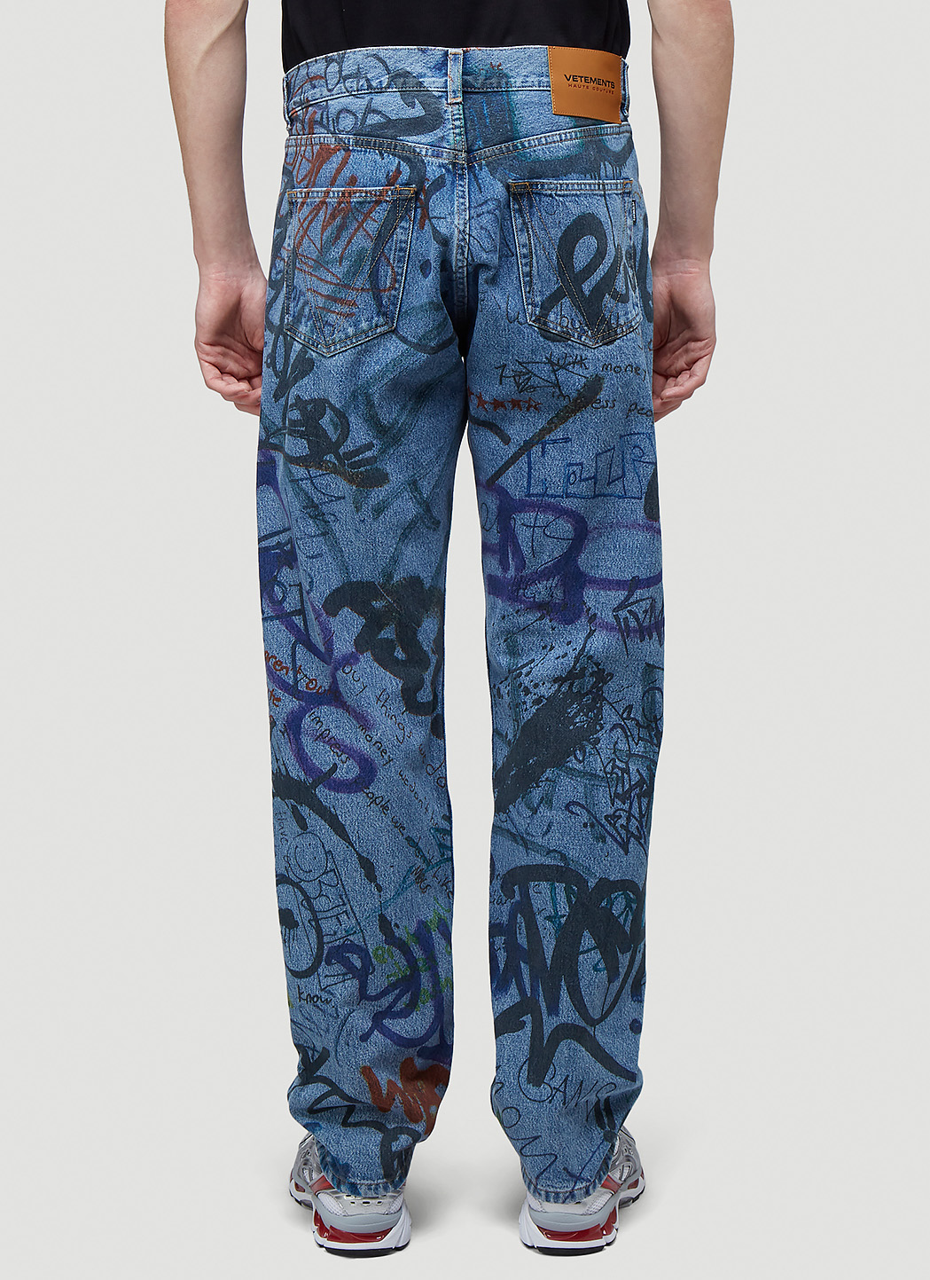 vetements jeans