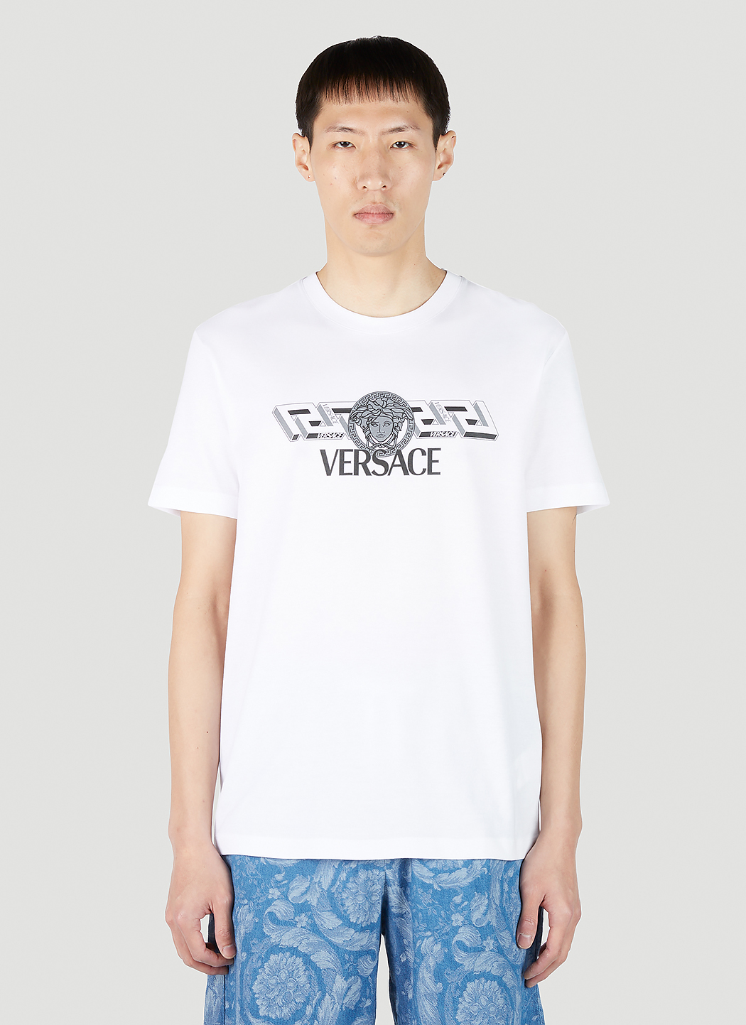 Versace Men s Logo Print T Shirt in White LN CC