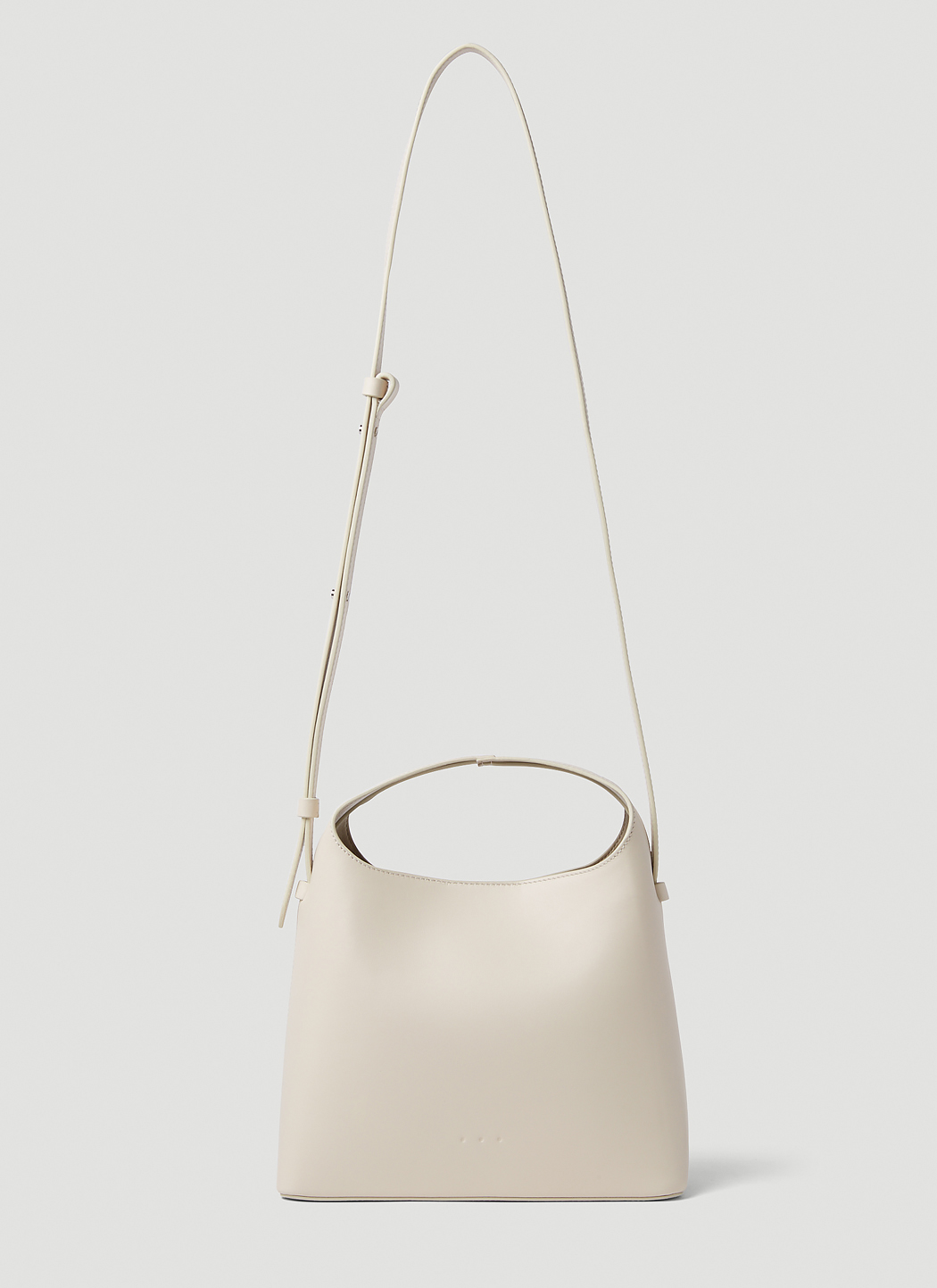 Aesther Ekme Sac Bucket Shoulder Bag in White