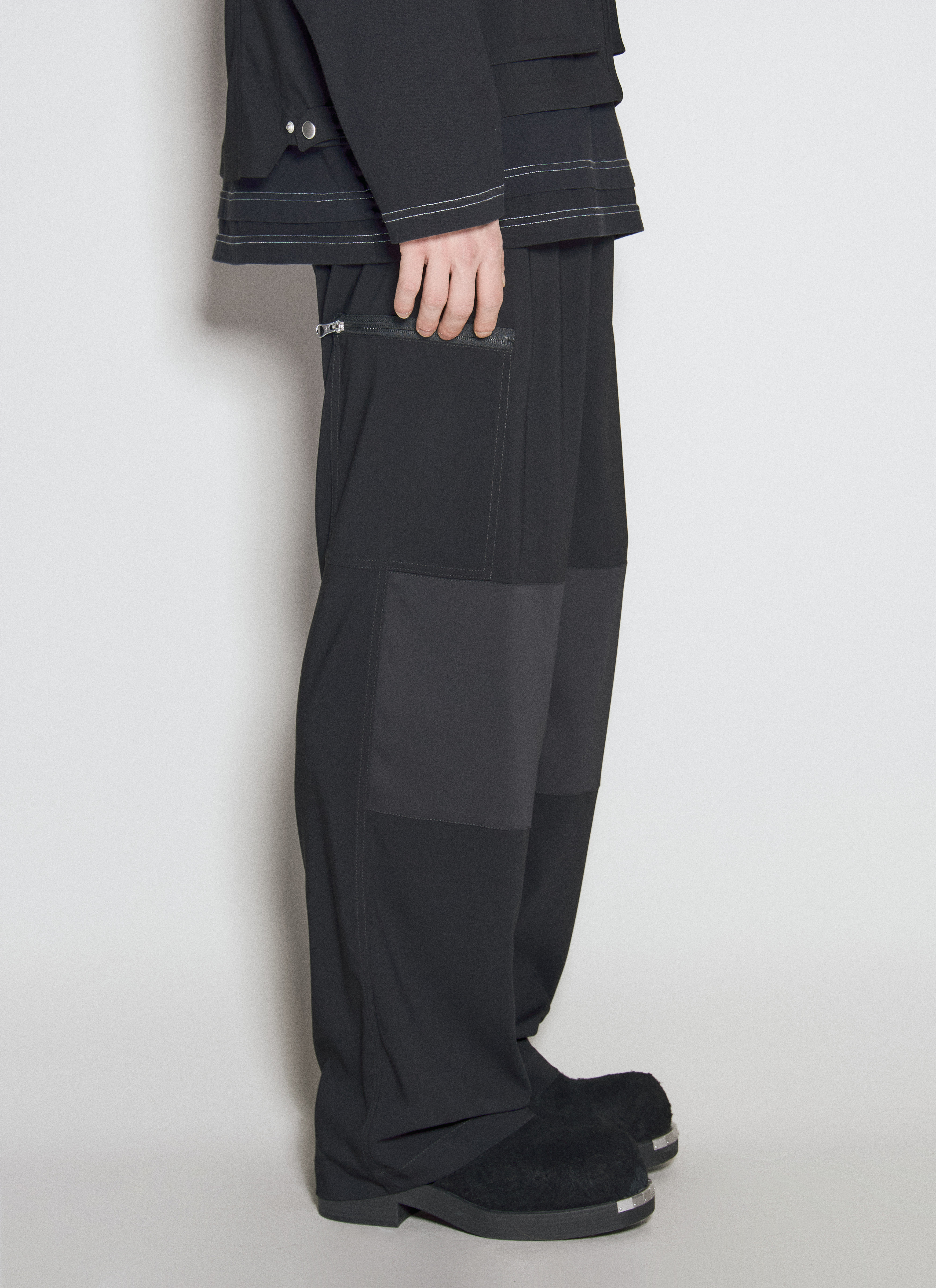 MM6 Maison Margiela Men's Crepe Cargo Pants in Black | LN-CC®