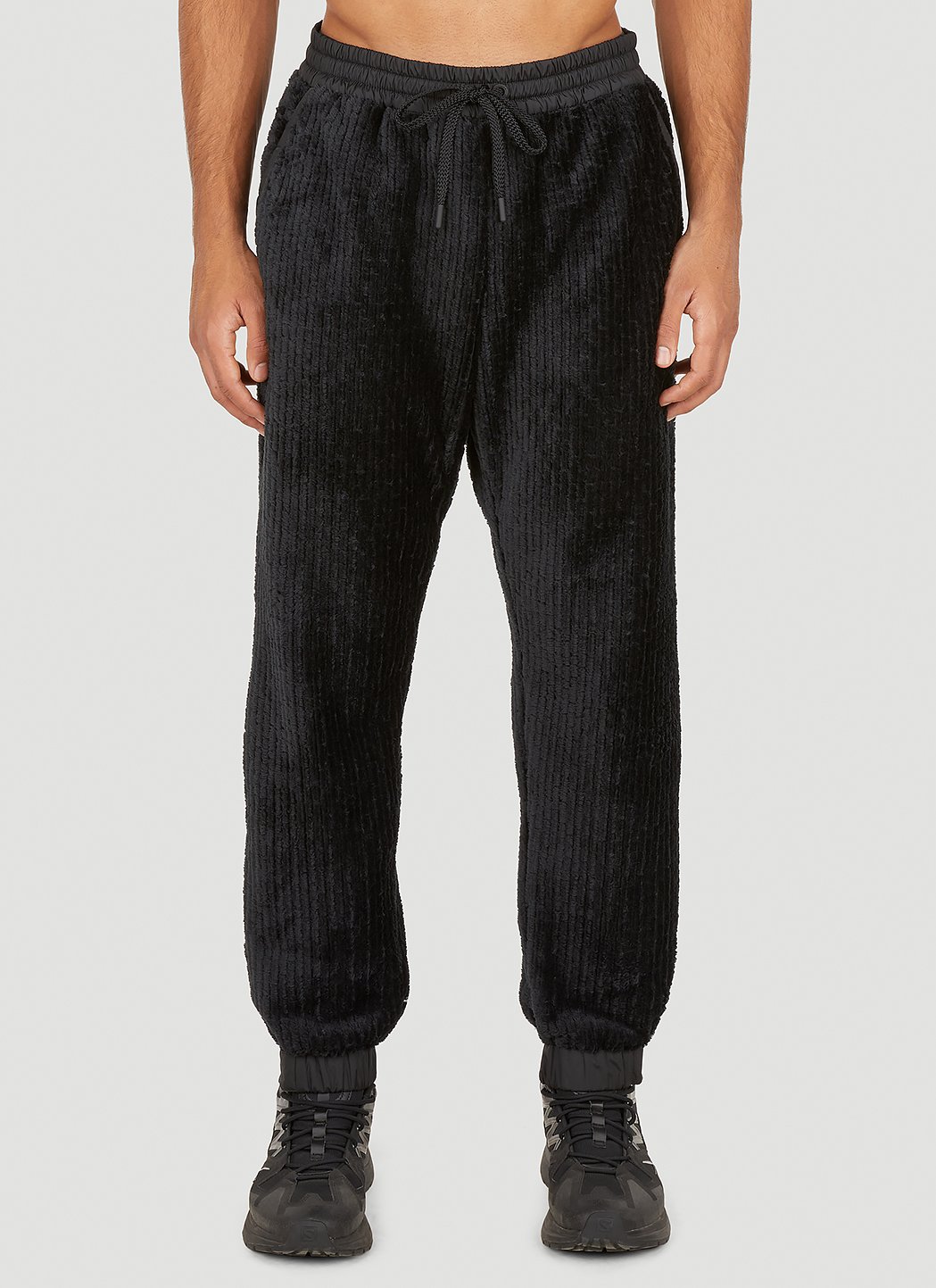 Nike heritage discount velour cuffed sweatpants