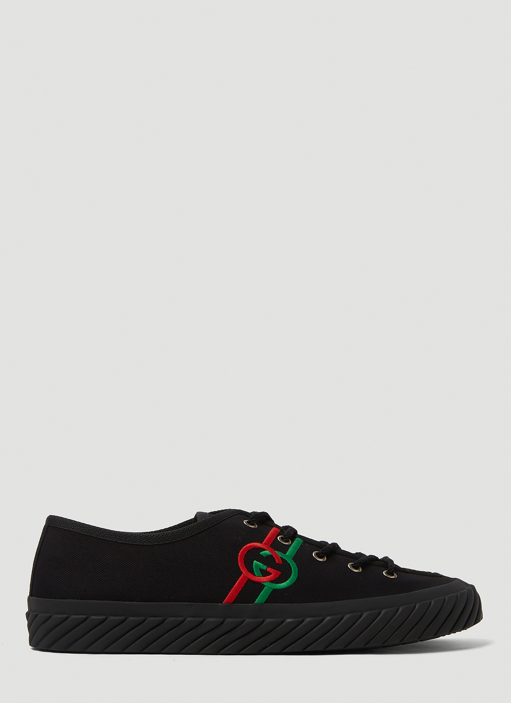 Gucci slip best sale ons black