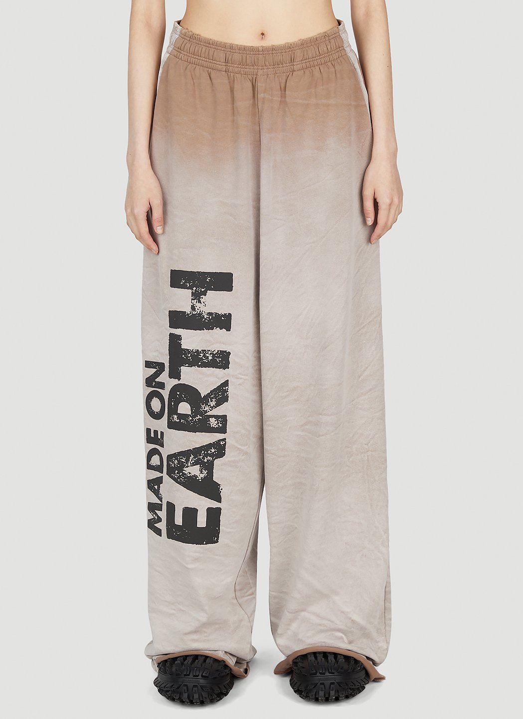 VETEMENTS Made On Earth Track Pants in Beige | LN-CC®